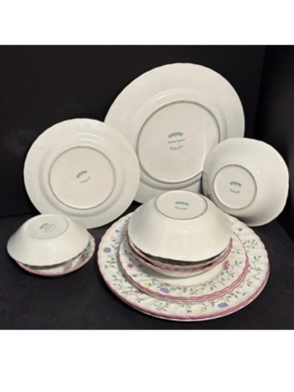Vintage Johnson Brothers Summer Chintz Lot of 13 Pieces (Plates & Bowls) England